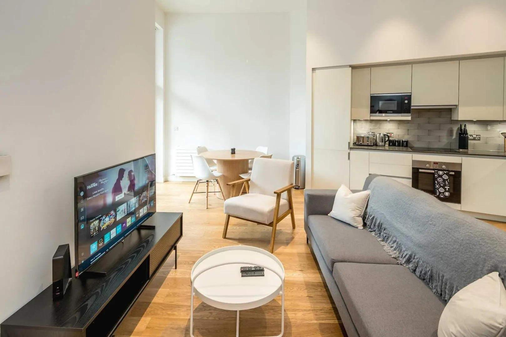 Modern 2 Bed Flat Near O2 & Canary Wharf Londýn